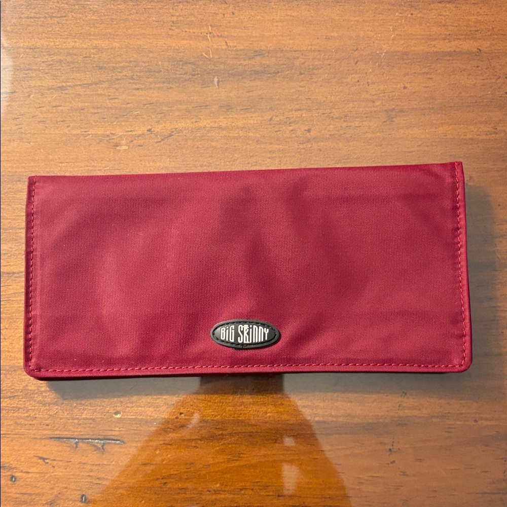 Red Key & Card Holder